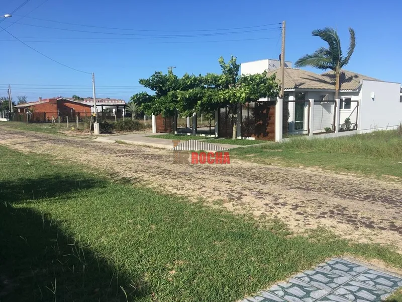 TERRENOS PERTO DE PRAIA    EM ARROIO TEIXEIRA!: 2ª foto da galeria de imagens do imóvel
