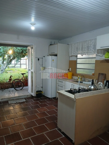 CASA A POUCOS  METROS DO MAR EM PRAIA DE ARROIO TEIXEIRA: 8ª foto da galeria de imagens do imóvel