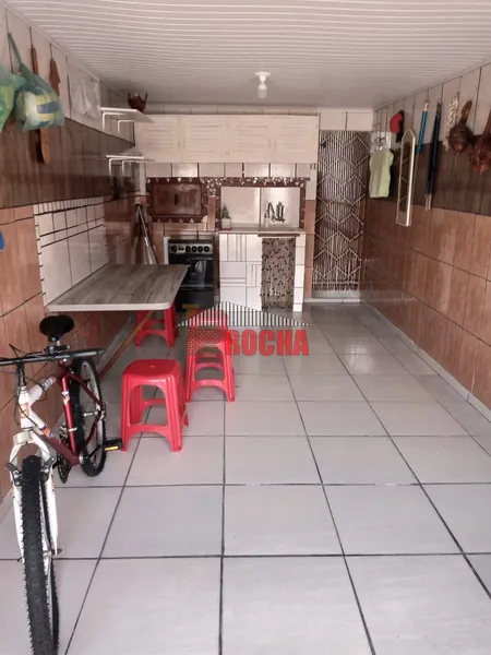 GARAGEM MOBILIADA A MEIA QUADRA DO MAR EM PRAIA DE ARROIO TEIXEIRA!: 1ª foto da galeria de imagens do imóvel