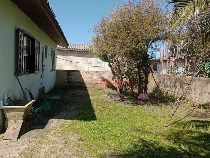 CASA COM AMPLO PÁTIO EM PRAIA ARROIO TEIXEIRA!: 6ª foto da galeria de imagens do imóvel