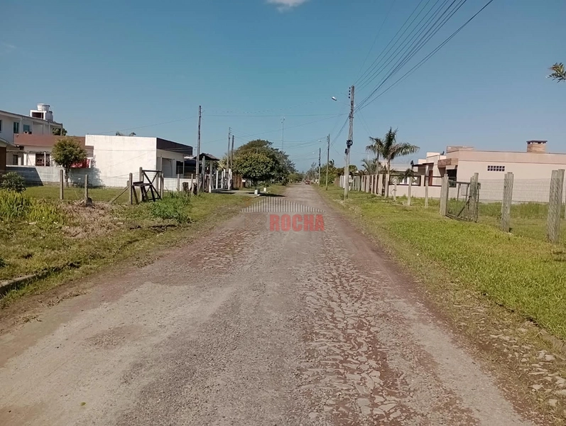 CASA COM AMPLO PÁTIO EM PRAIA ARROIO TEIXEIRA!: 16ª foto da galeria de imagens do imóvel