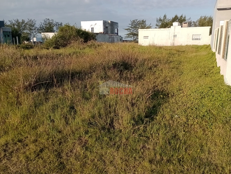 TERRENO UMA  QUADRA DO MAR PRAIA ARROIO TEIXEIRA!: 4ª foto da galeria de imagens do imóvel
