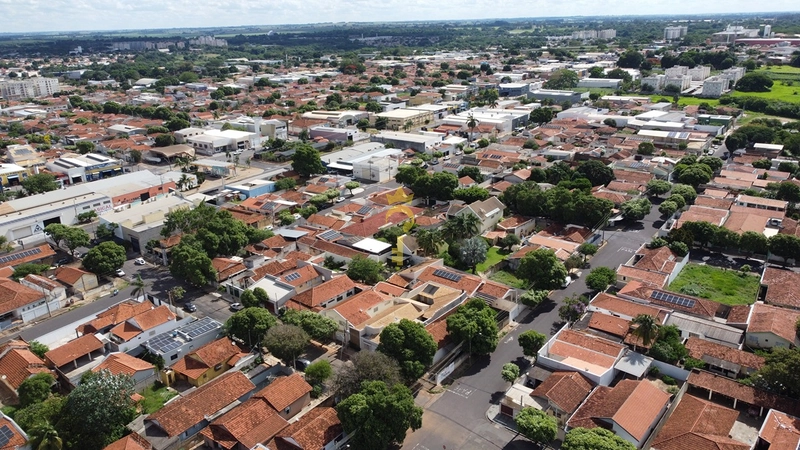 Casa à venda com terreno grande - para investimento - bairro Jardim America - Araçatuba - SP: 4ª foto da galeria de imagens do imóvel
