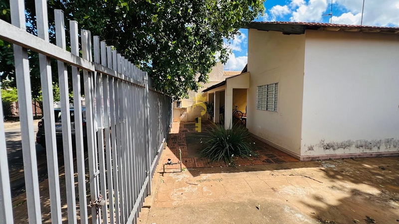 Casa à venda com terreno grande - para investimento - bairro Jardim America - Araçatuba - SP: 11ª foto da galeria de imagens do imóvel