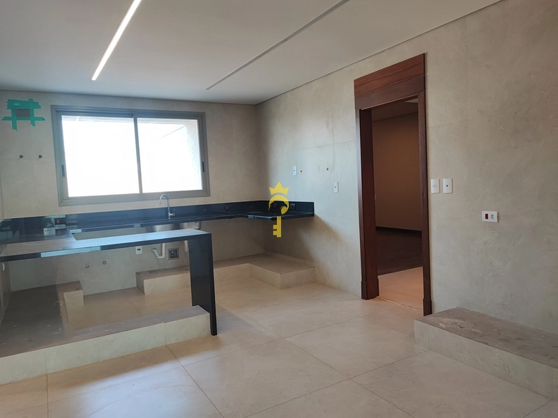 Apartamento de Alto Padrão à Venda com 4 suítes : 18ª foto da galeria de imagens do imóvel