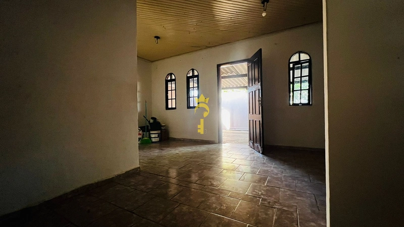 Casa perto do Senai com Edícula nos fundos : 5ª foto da galeria de imagens do imóvel