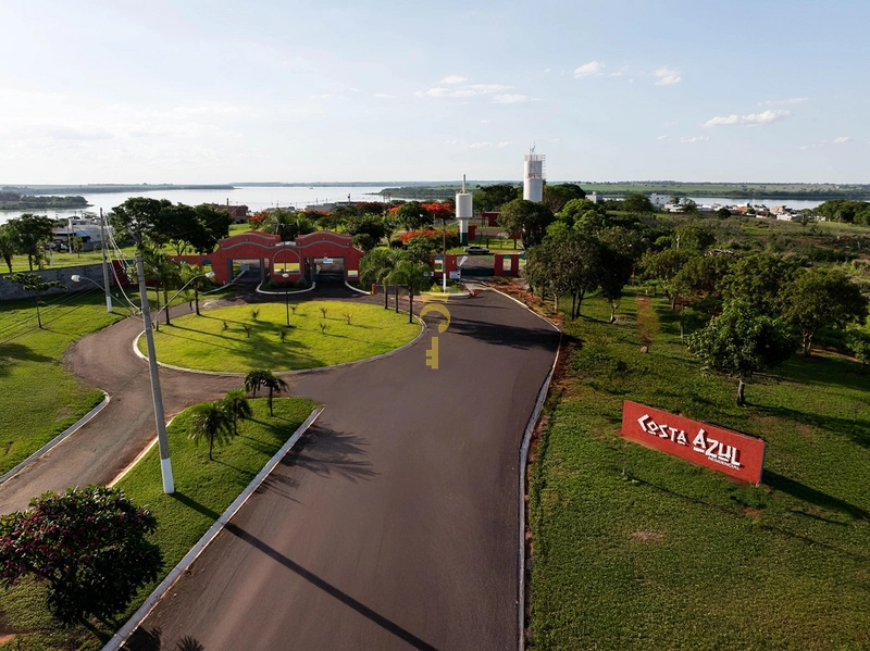 Terreno perto do píer à venda, condomínio Costa Azul: 2ª foto da galeria de imagens do imóvel