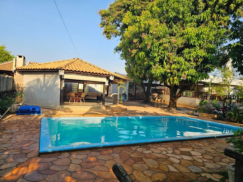 Rancho à Venda no Condomínio Santa Fé | 585 m², 3 Quartos, Piscina de Biribol e Área Gourmet Completa – Santo Antônio do Aracanguá: 4ª foto da galeria de imagens do imóvel