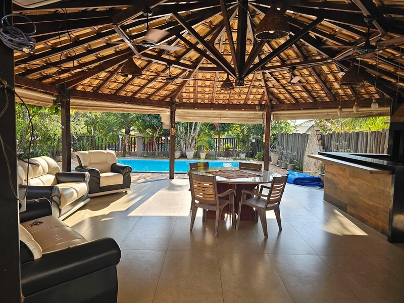 Rancho à Venda no Condomínio Santa Fé | 585 m², 3 Quartos, Piscina de Biribol e Área Gourmet Completa – Santo Antônio do Aracanguá: 1ª foto da galeria de imagens do imóvel