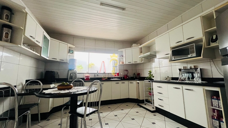 Casa à Venda no Bairro Hilda | 3 Quartos com Suíte, Cozinha Ampla e 2 Vagas de Garagem – Araçatuba: 15ª foto da galeria de imagens do imóvel