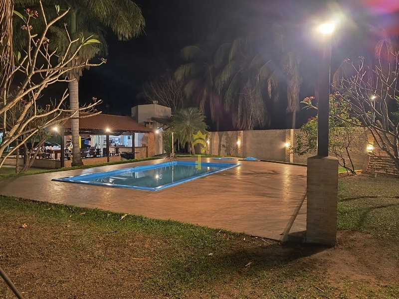 Rancho à Venda na Beira do Rio | 3.898 m², Piscina de Biribol, Mini Campo e Acesso Privativo ao Rio – Aracanguá/SP: 1ª foto da galeria de imagens do imóvel
