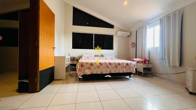 Casa com 3 pavimentos com elevador a venda: 13ª foto da galeria de imagens do imóvel