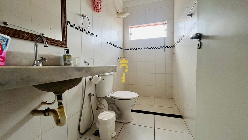 Casa com 3 pavimentos com elevador a venda: 11ª foto da galeria de imagens do imóvel