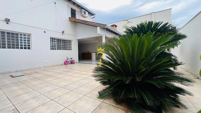 Casa com 3 pavimentos com elevador a venda: 21ª foto da galeria de imagens do imóvel