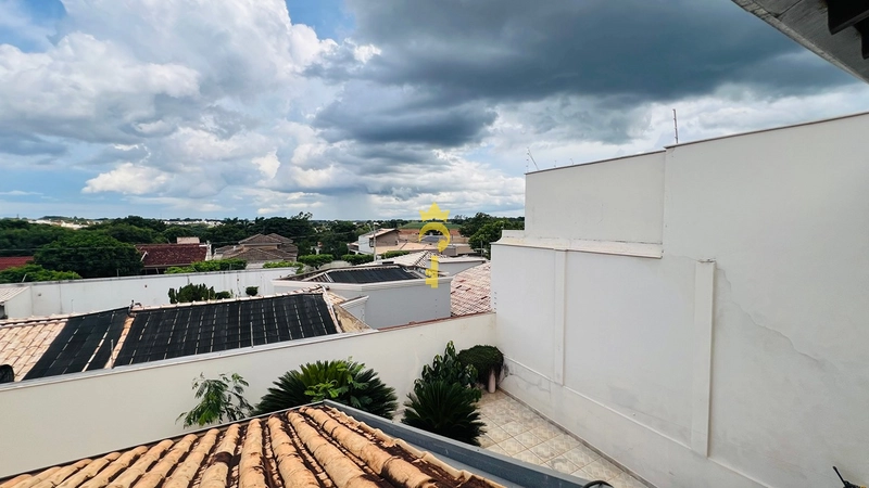 Casa com 3 pavimentos com elevador a venda: 10ª foto da galeria de imagens do imóvel