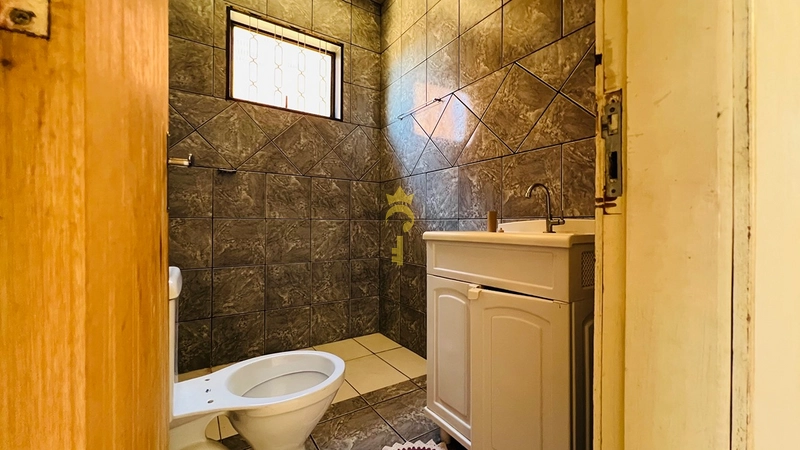 Casa para venda 2 dormitórios e 1 suíte com edícula de 4 cômodos : 8ª foto da galeria de imagens do imóvel