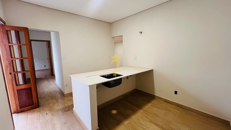 Casa Moderna à Venda no Bairro Paraíso | 2 Quartos com Suíte, Ilha em Quartzo e Localização Privilegiada – Araçatuba: 1ª foto da galeria de imagens do imóvel
