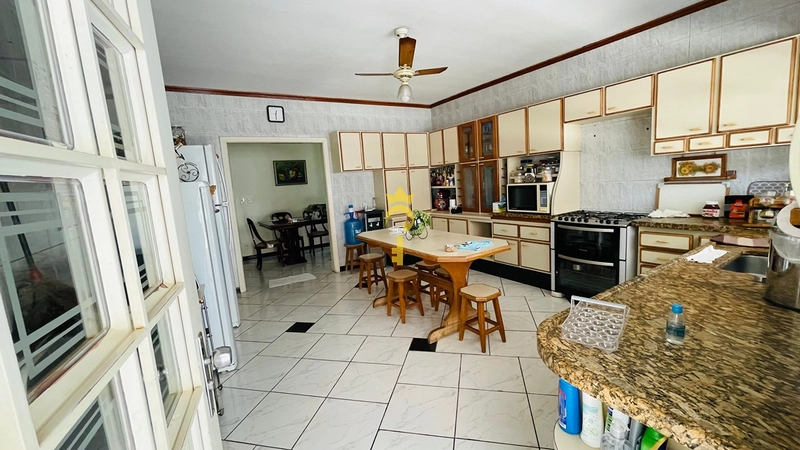 Sobrado para venda 3 dormitórios - salão comercial em baixo - garagens para 3 carros - bairro Planalto : 11ª foto da galeria de imagens do imóvel