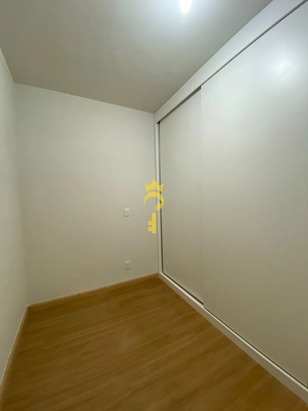 Apartamento com sacada e bastante móveis planejados : 10ª foto da galeria de imagens do imóvel