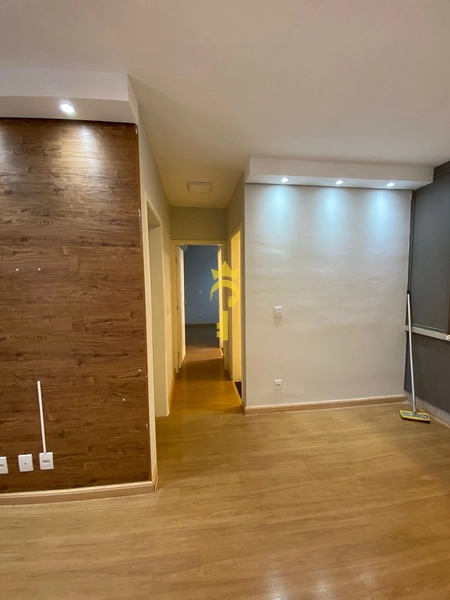 Apartamento com sacada e bastante móveis planejados : 6ª foto da galeria de imagens do imóvel