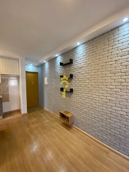 Apartamento com sacada e bastante móveis planejados : 3ª foto da galeria de imagens do imóvel