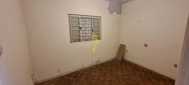 Casa com 03 quartos, 02 vagas à venda, Bairro. Vila  Bandeirantes: 8ª foto da galeria de imagens do imóvel