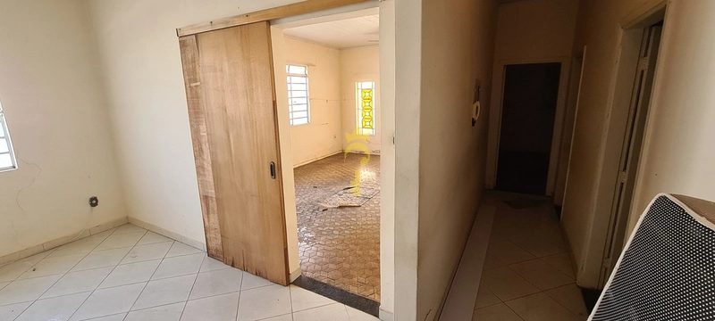 Casa com 03 quartos, 02 vagas à venda, Bairro. Vila  Bandeirantes: 10ª foto da galeria de imagens do imóvel