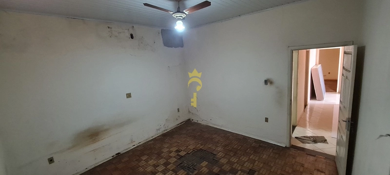 Casa com 03 quartos, 02 vagas à venda, Bairro. Vila  Bandeirantes: 6ª foto da galeria de imagens do imóvel