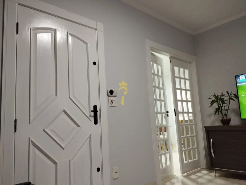 Casa com 3 Dorm sendo 1 suite à venda : 3ª foto da galeria de imagens do imóvel