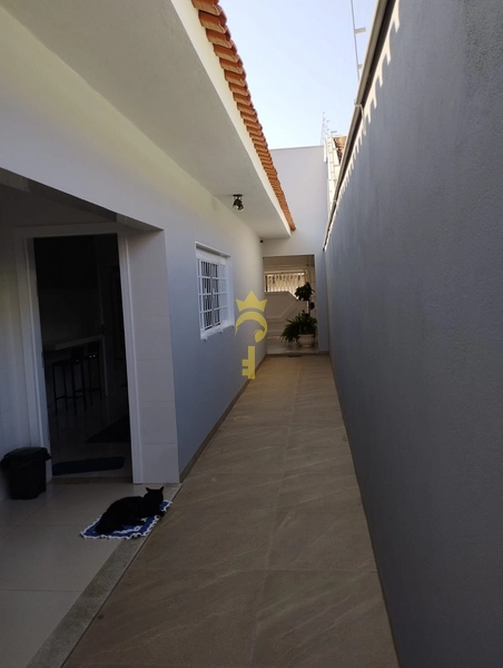 Casa com 3 Dorm sendo 1 suite à venda : 21ª foto da galeria de imagens do imóvel