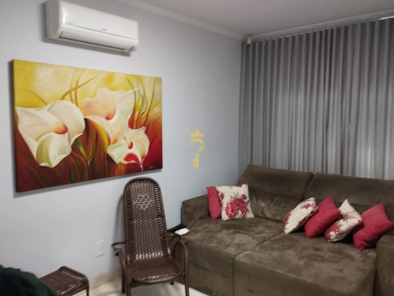 Casa com 3 Dorm sendo 1 suite à venda : 5ª foto da galeria de imagens do imóvel
