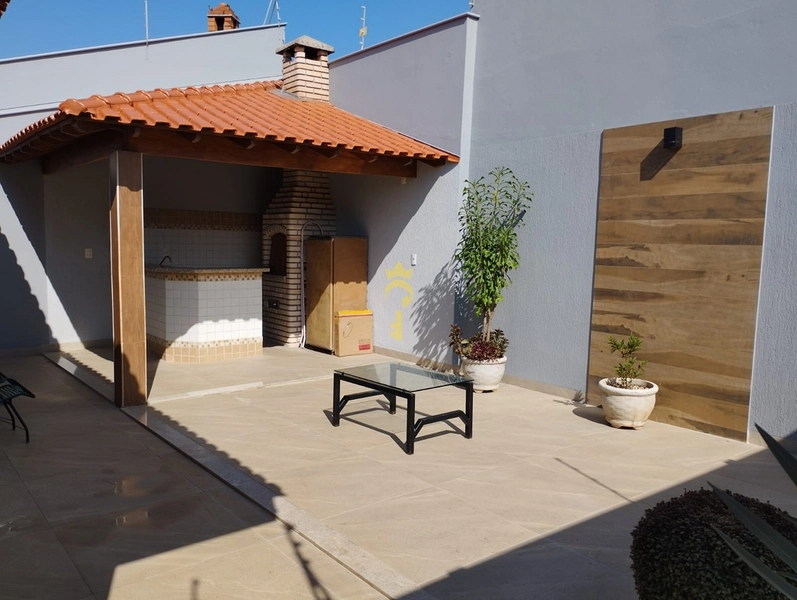 Casa com 3 Dorm sendo 1 suite à venda : 23ª foto da galeria de imagens do imóvel