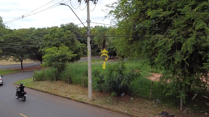 Área Urbana Consolidada com Alto Potencial Construtivo em Araçatuba: 3ª foto da galeria de imagens do imóvel