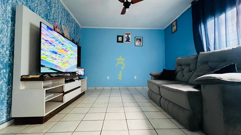 Casa com 2 dormitórios sendo 1 suíte - toda de laje : 4ª foto da galeria de imagens do imóvel
