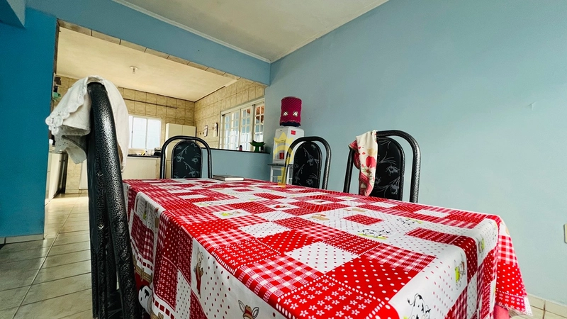 Casa com 2 dormitórios sendo 1 suíte - toda de laje : 11ª foto da galeria de imagens do imóvel