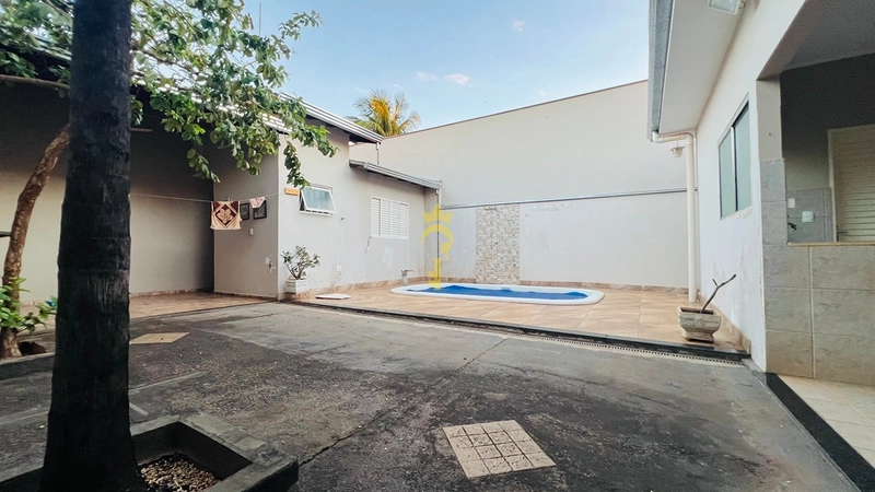 Casa com 3 dormitórios - sendo 1 suíte - Churrasqueira, piscina e energia solar - Concordia 1 : 17ª foto da galeria de imagens do imóvel