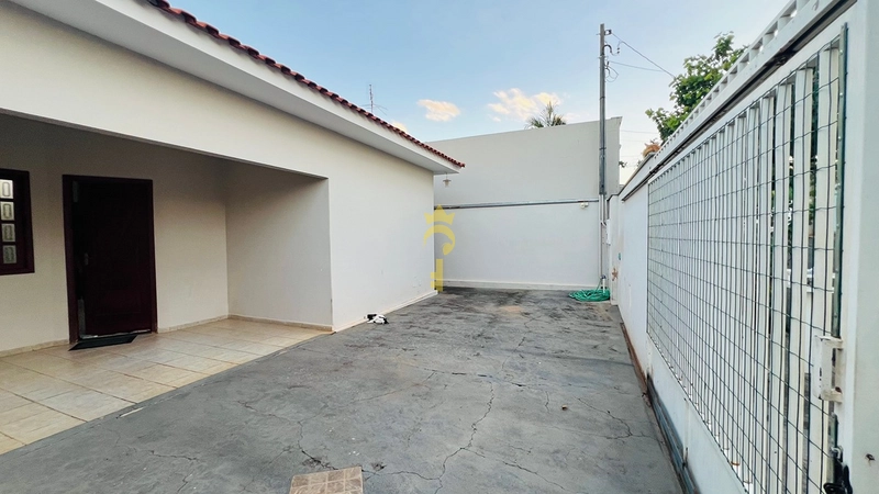 Casa com 3 dormitórios - sendo 1 suíte - Churrasqueira, piscina e energia solar - Concordia 1 : 2ª foto da galeria de imagens do imóvel