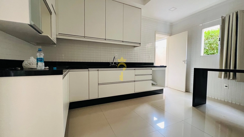 Sobrado em condomínio, perto da Unimed : 20ª foto da galeria de imagens do imóvel