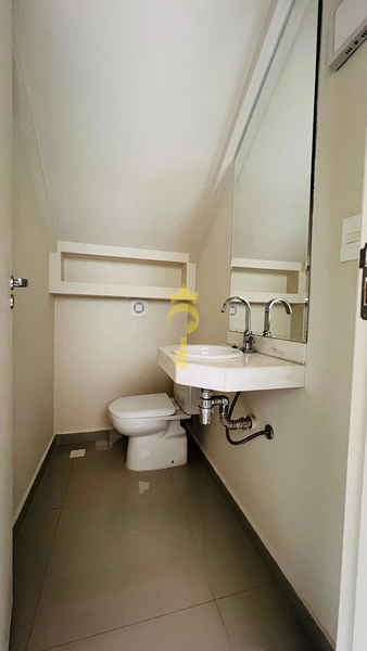 Sobrado em condomínio, perto da Unimed : 5ª foto da galeria de imagens do imóvel