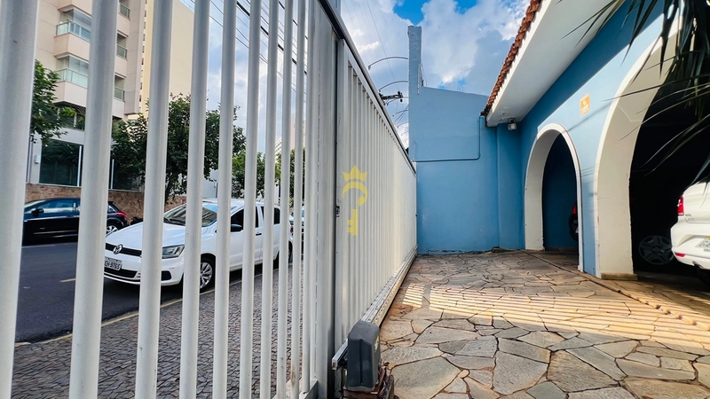 Casa para venda - com 4 escritos - sobrado - em Araçatuba - SP: 30ª foto da galeria de imagens do imóvel