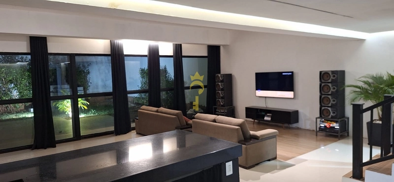 Casa à Venda no Bairro Concórdia 4 | 3 Pavimentos, 500 m² de Terreno e Localização Privilegiada – Araçatuba: 14ª foto da galeria de imagens do imóvel