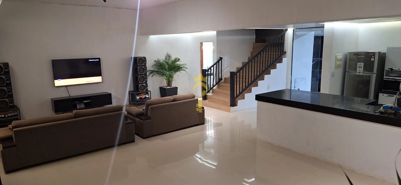 Casa à Venda no Bairro Concórdia 4 | 3 Pavimentos, 500 m² de Terreno e Localização Privilegiada – Araçatuba: 16ª foto da galeria de imagens do imóvel