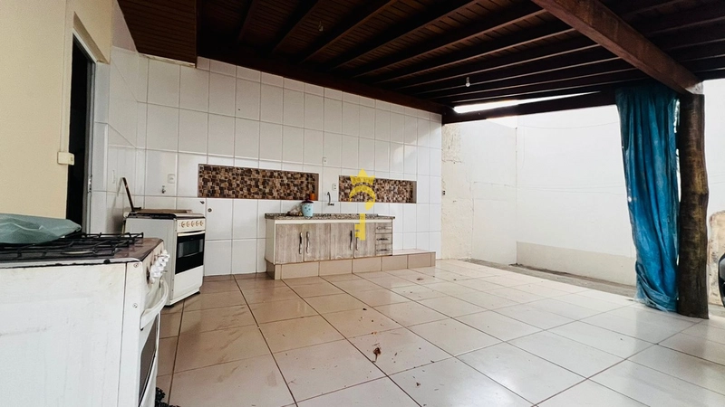 Casa com 5 apartamentos para locação - perto da Unip. : 3ª foto da galeria de imagens do imóvel