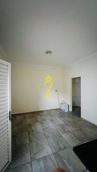 Casa com 5 apartamentos para locação - perto da Unip. : 4ª foto da galeria de imagens do imóvel