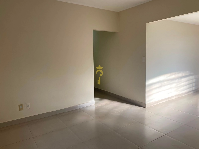 Casa de Esquina à Venda no Bairro Novo Umuarama | 3 Quartos com Suíte, Churrasqueira e Próximo à Santa Casa – Araçatuba: 12ª foto da galeria de imagens do imóvel