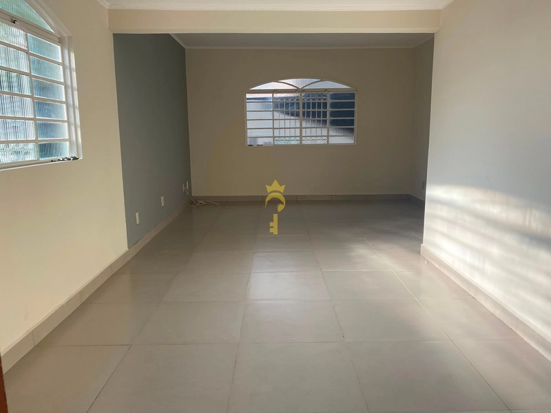 Casa de Esquina à Venda no Bairro Novo Umuarama | 3 Quartos com Suíte, Churrasqueira e Próximo à Santa Casa – Araçatuba: 26ª foto da galeria de imagens do imóvel