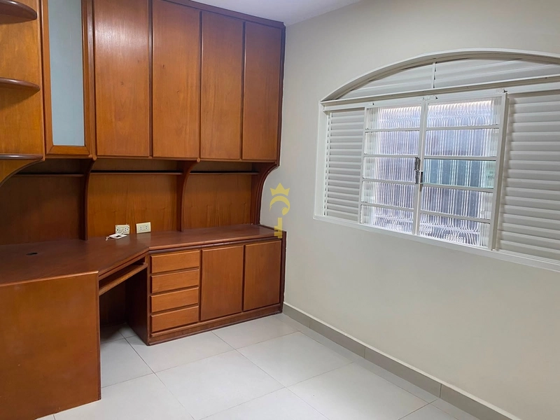 Casa de Esquina à Venda no Bairro Novo Umuarama | 3 Quartos com Suíte, Churrasqueira e Próximo à Santa Casa – Araçatuba: 17ª foto da galeria de imagens do imóvel