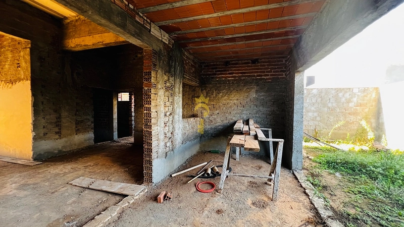 Casa sobrado para terminar, com 3 dormitórios sendo 1 suíte, Condomínio Barcelona 1, em Araçatuba - SP: 3ª foto da galeria de imagens do imóvel