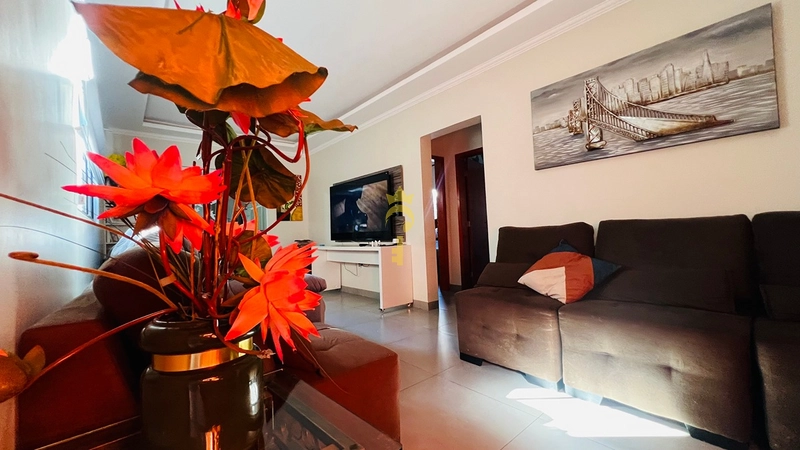 Casa para venda - 3 dormitórios sendo 1 suíte - 2 vagas - Perto das Lojas Havan - Valor 465mil : 1ª foto da galeria de imagens do imóvel