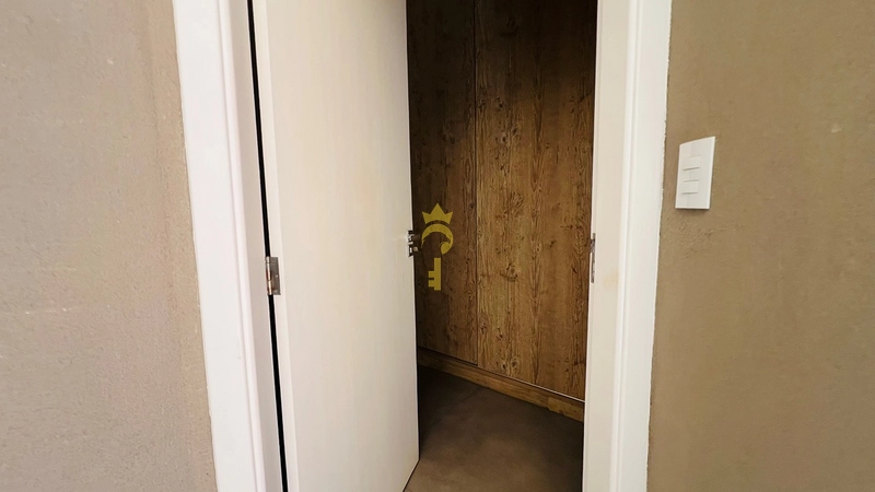 Casa à Venda no Condomínio Serra Dourada | 3 Quartos com Suíte, Piscina, Varanda Gourmet e Quadras de Tênis – Araçatuba: 4ª foto da galeria de imagens do imóvel